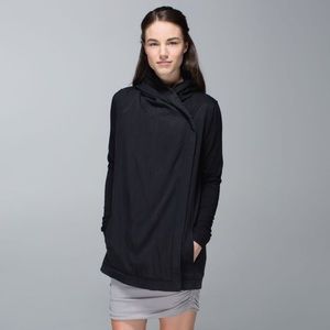 Lululemon Blissed Out Wrap Black